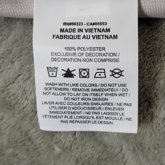 * Nike Women's MidRise DriFIT Attack Foldover Training Shorts Light Grey Size XL - Picture 14 of 15